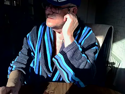 daddyflash online show from March 20, 2025, 8:42 am