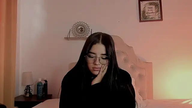 aliice walker  online show from January 28, 2025, 7:32 pm