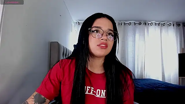 aliice walker  online show from November 6, 2025, 4:44 pm