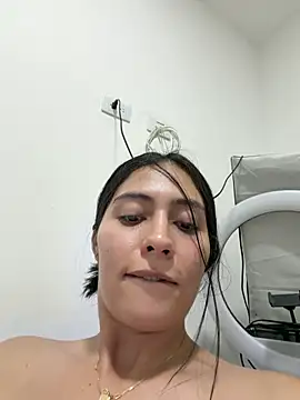 Sophie  Foxxx online show from May 15, 2026, 11:25 pm