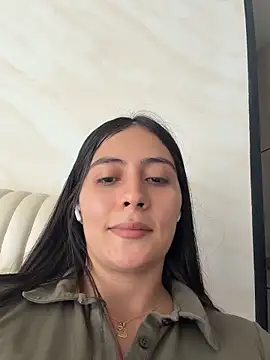 Sophie  Foxxx online show from June 1, 2026, 4:50 pm