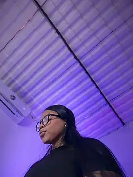 Charly  online show from April 2, 2026, 3:19 pm