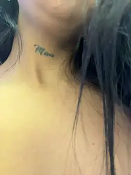 Charly  online show from November 11, 2025, 5:02 am