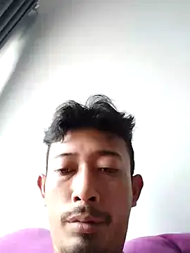 Snapshot of Dwirosebig chatting on October 30, 2025, 4:00 am Dwirosebig online show from October 30, 2025, 4:00 am