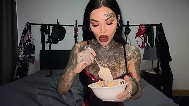 Snapshot of claudiacvc95 chatting on October 29, 2025, 3:49 am claudiacvc95 online show from October 29, 2025, 3:49 am