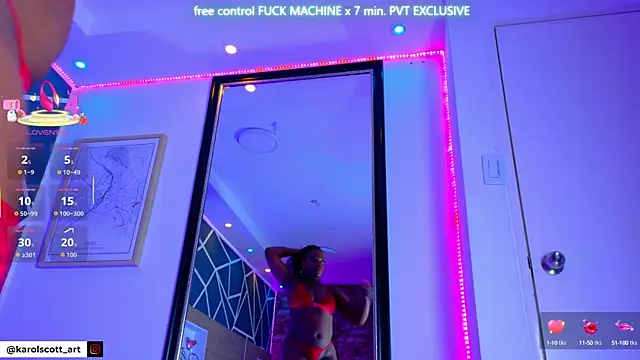 KAROL-SCOTT online show from November 1, 2025, 8:03 pm