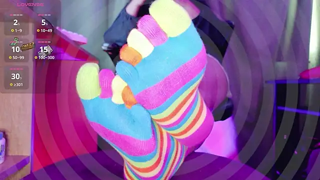Snapshot of MistressMeg4n chatting on June 19, 2026, 7:20 pm MistressMeg4n online show from June 19, 2026, 7:20 pm