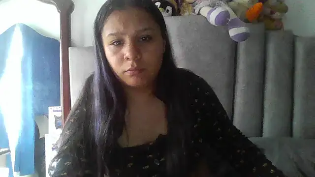 Charis 21 online show from March 26, 2026, 8:51 pm