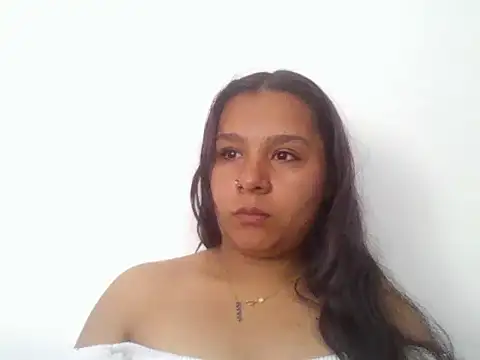 Snapshot of Charis_21 chatting on June 1, 2026, 6:40 pm Charis 21 online show from June 1, 2026, 6:40 pm