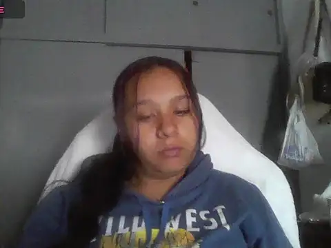 Snapshot of Charis_21 chatting on May 26, 2026, 4:05 pm Charis 21 online show from May 26, 2026, 4:05 pm