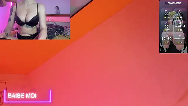 Snapshot of Liza_Rosa chatting on March 17, 2025, 8:51 pm Liza Rosa online show from March 17, 2025, 8:51 pm