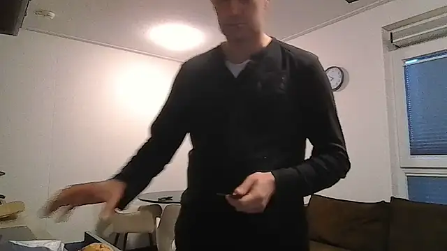 popperspair online show from September 22, 2025, 5:52 pm