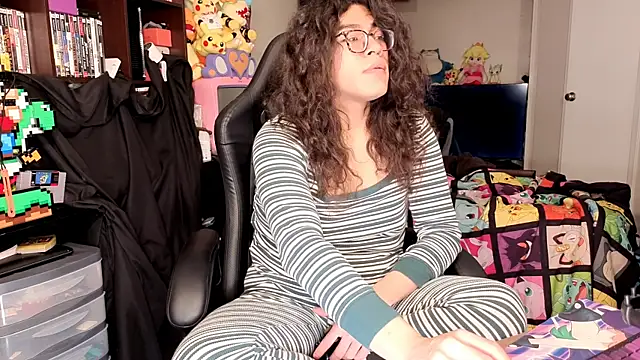 ShinyCherub online show from February 15, 2026, 9:58 pm