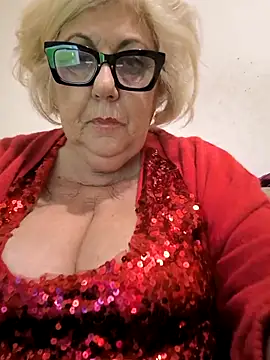 Snapshot of Merilulla chatting on December 21, 2025, 2:35 am Merilulla online show from December 21, 2025, 2:35 am