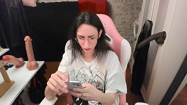 Mayala   online show from April 18, 2026, 7:51 pm