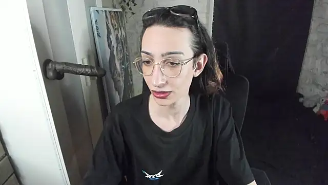 Snapshot of Mayala__ chatting on February 28, 2025, 3:59 pm Mayala online show from February 28, 2025, 3:59 pm