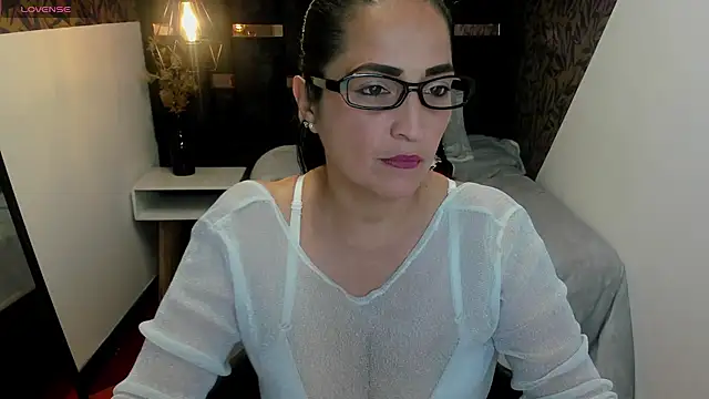 Snapshot of KatteMilf chatting on May 2, 2026, 7:41 pm KatteMilf online show from May 2, 2026, 7:41 pm