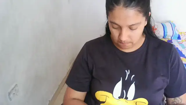 almaswan1 online show from March 20, 2025, 4:09 pm