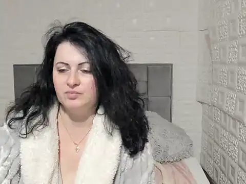 Snapshot of Lillian2 chatting on January 24, 2025, 6:56 pm Lillian2 online show from January 24, 2025, 6:56 pm