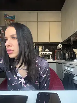 Queen of pain online show from March 10, 2026, 6:50 am