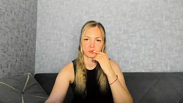 iam Venus online show from May 28, 2026, 4:02 pm