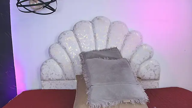  MiaBrown  online show from March 13, 2026, 12:10 pm