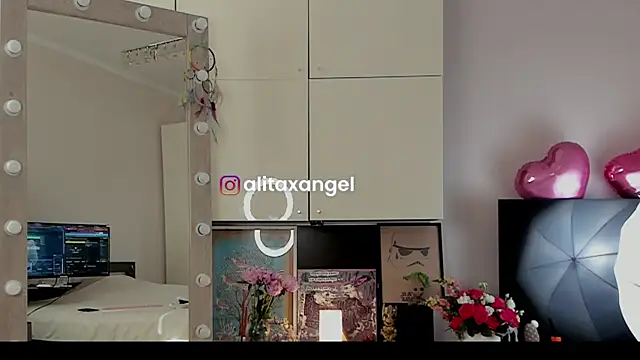 AlitaXAngelic online show from July 16, 2026, 3:42 pm