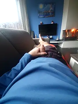 jk1981jk online show from December 14, 2025, 8:42 am