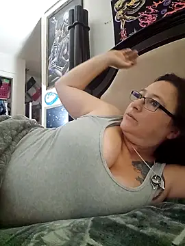 angelbaby1998 online show from February 6, 2026, 7:21 pm