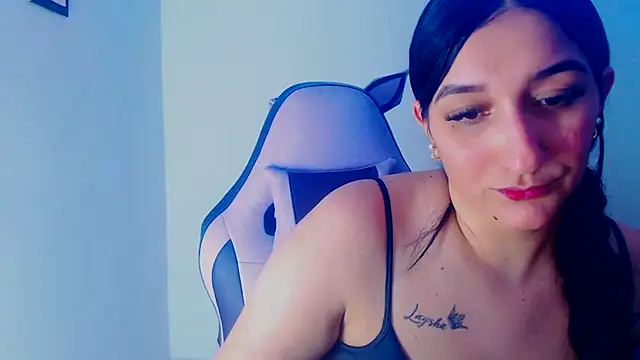 Snapshot of liz_dirty chatting on February 1, 2026, 9:35 pm liz dirty online show from February 1, 2026, 9:35 pm