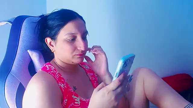 Snapshot of liz_dirty chatting on February 6, 2026, 10:50 pm liz dirty online show from February 6, 2026, 10:50 pm