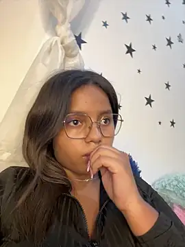 Aleja DANS online show from October 3, 2025, 1:56 pm