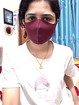 Snapshot of Suvosri chatting on February 1, 2026, 6:06 pm Suvosri online show from February 1, 2026, 6:06 pm