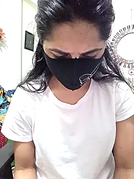 Snapshot of Suvosri chatting on March 1, 2026, 3:23 pm Suvosri online show from March 1, 2026, 3:23 pm