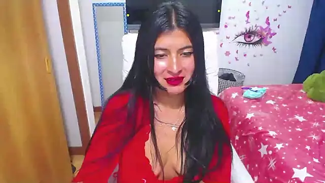 Yunhot  online show from September 11, 2025, 6:46 am