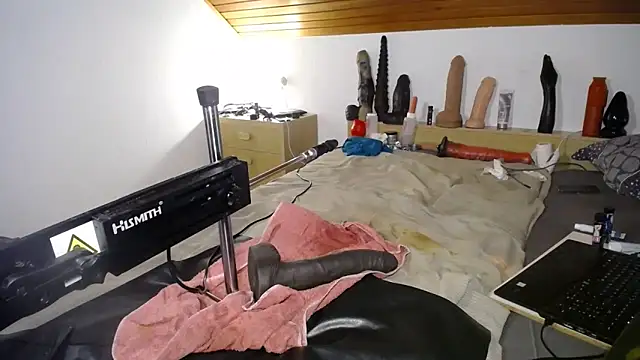 Snapshot of natjuk chatting on February 14, 2026, 2:39 pm natjuk online show from February 14, 2026, 2:39 pm