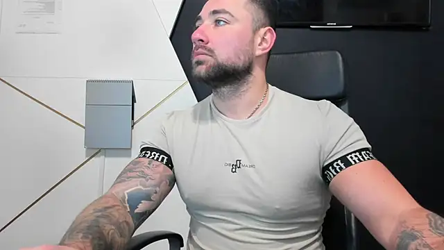 DuncanStone online show from December 1, 2025, 5:41 am