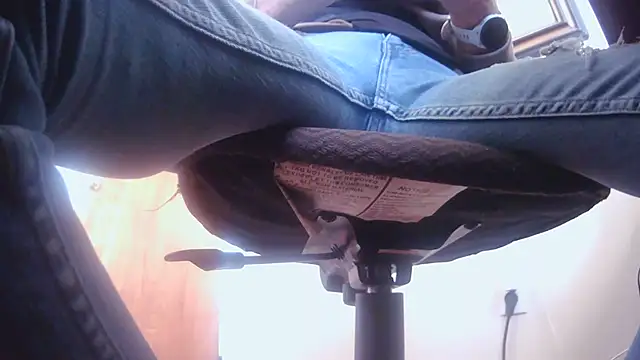 Snapshot of hottottrot691 chatting on December 3, 2025, 3:00 pm hottottrot691 online show from December 3, 2025, 3:00 pm