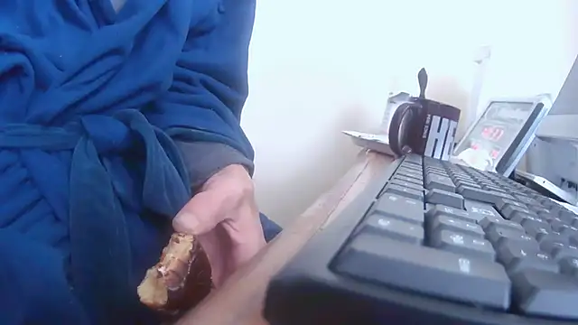 Snapshot of hottottrot691 chatting on February 26, 2026, 3:34 pm hottottrot691 online show from February 26, 2026, 3:34 pm