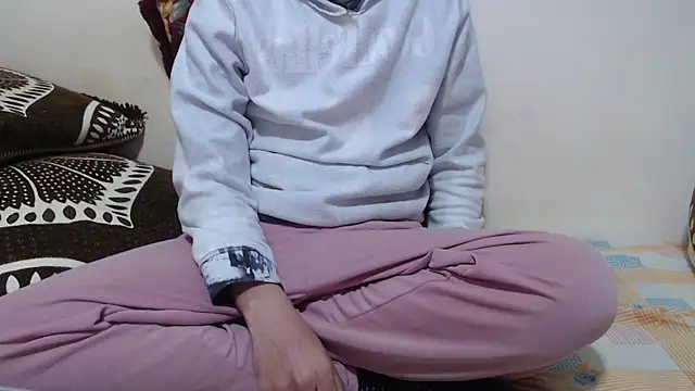 Alexdelarge323 online show from March 4, 2026, 1:30 pm