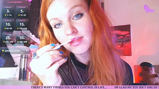 Snapshot of Cassie_Wild chatting on April 19, 2026, 1:01 pm Cassie Wild online show from April 19, 2026, 1:01 pm