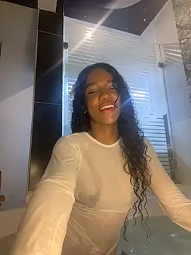 Tina Rouse2 online show from January 4, 2025, 5:26 pm