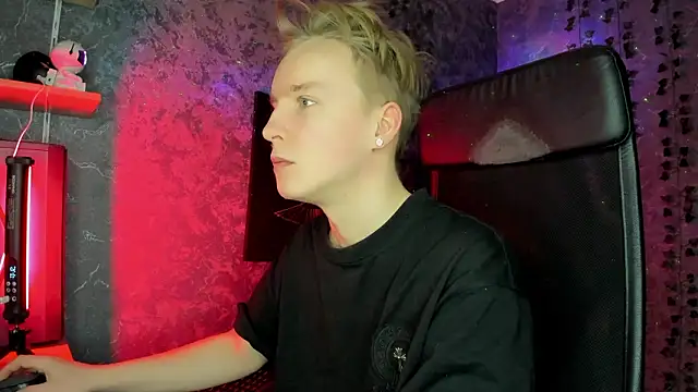 AlexxSweet online show from February 1, 2026, 6:44 am