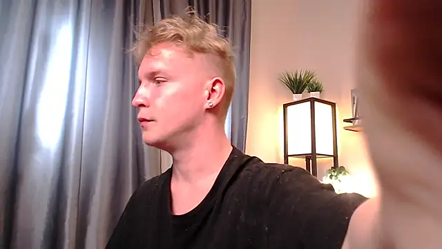 Snapshot of AlexxSweet chatting on May 15, 2026, 4:54 am AlexxSweet online show from May 15, 2026, 4:54 am