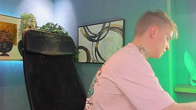 AlexxSweet online show from November 16, 2025, 6:51 am