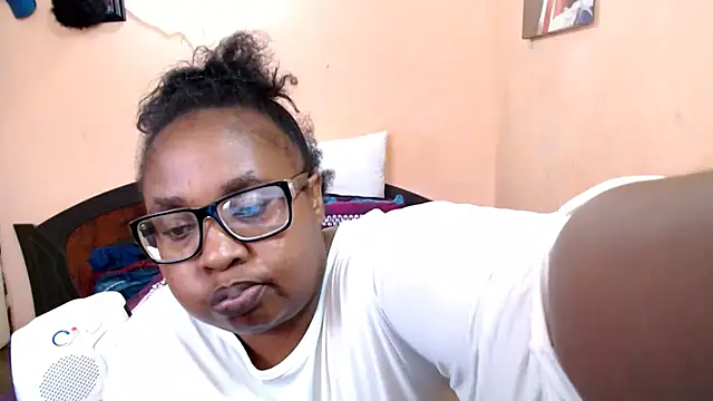 ZOQULUx online show from April 14, 2026, 7:13 am