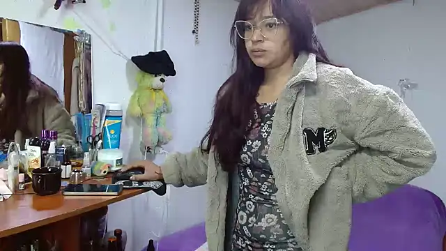 Snapshot of clarisse69 chatting on January 13, 2026, 4:55 pm clarisse69 online show from January 13, 2026, 4:55 pm