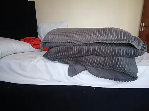 Nasty sweet ass online show from April 3, 2026, 5:25 am