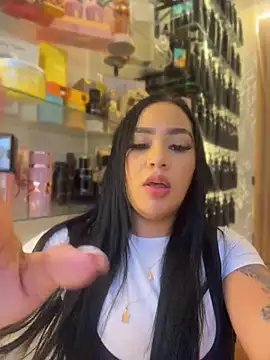 Luisa Fernandaa online show from July 18, 2026, 10:40 pm