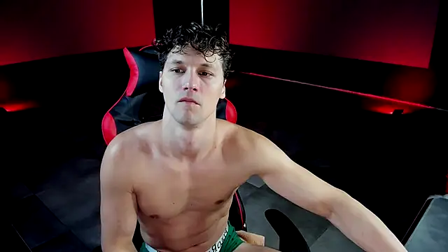 dirty-boss online show from September 19, 2025, 10:08 am